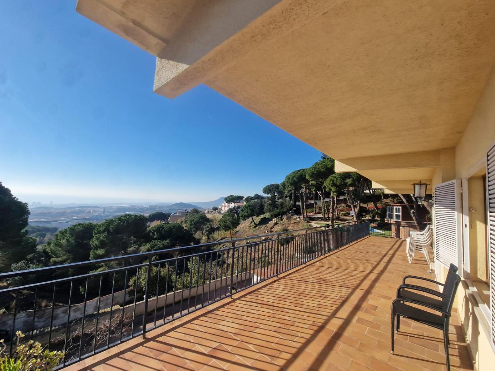 Villa Maresme & Villa Rosa Матаро Экстерьер фото