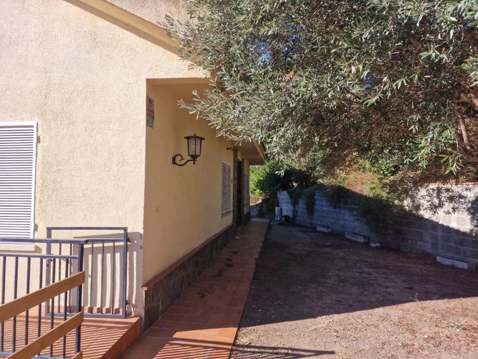 Villa Maresme & Villa Rosa Матаро Экстерьер фото