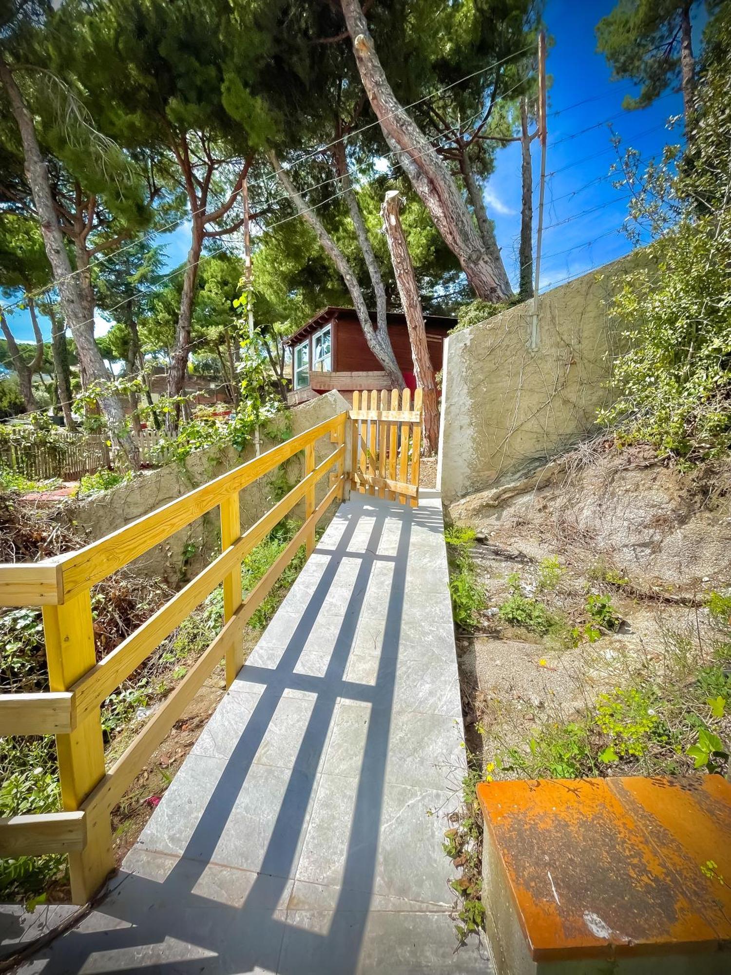 Villa Maresme & Villa Rosa Матаро Экстерьер фото